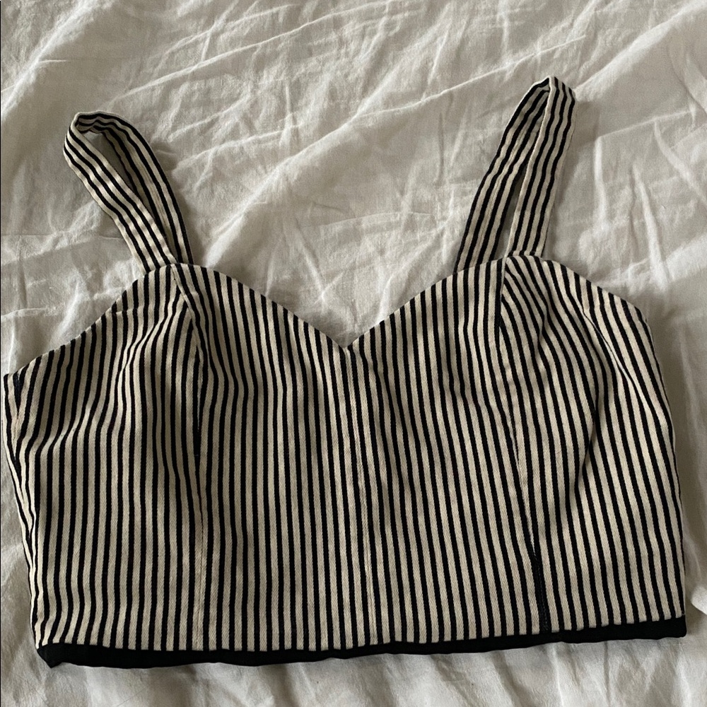 Alice and Olivia size 10, Striped Black and White Crop Tank Top